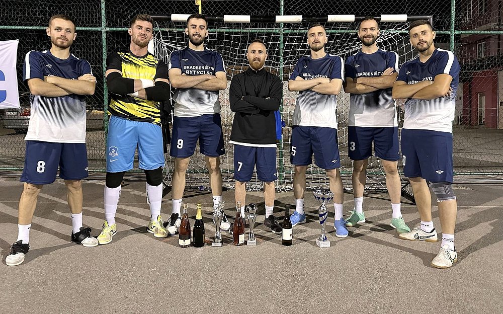 Kosovska ekipa Bytyci najboljša na turnirju v Vrhpolju