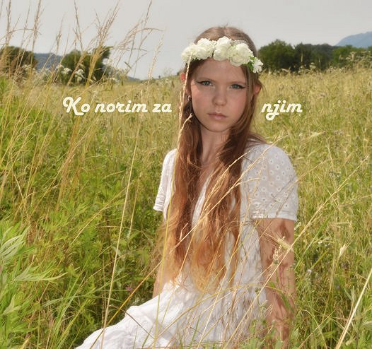 Mlada Lena Jerončič predstavlja svojo prvo skladbo